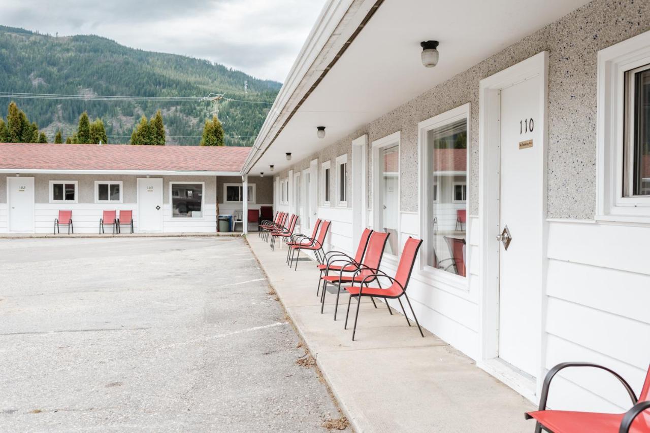 Paradise Motel Sicamous Kültér fotó